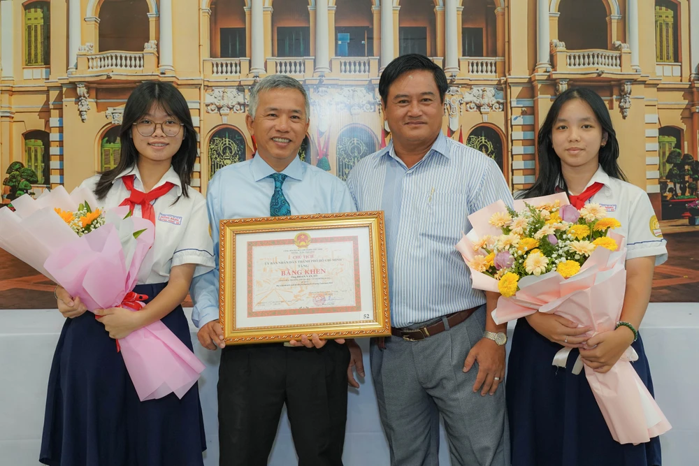 TP.HCM vinh danh 14 nhà giáo ưu tú và 50 nhà giáo tiêu biểu đạt Giải thưởng Võ Trường Toản 2024