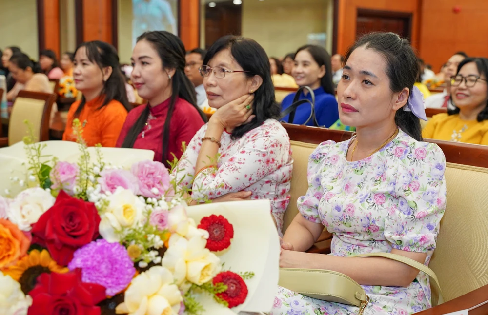 TP.HCM vinh danh 14 nhà giáo ưu tú và 50 nhà giáo tiêu biểu đạt Giải thưởng Võ Trường Toản 2024