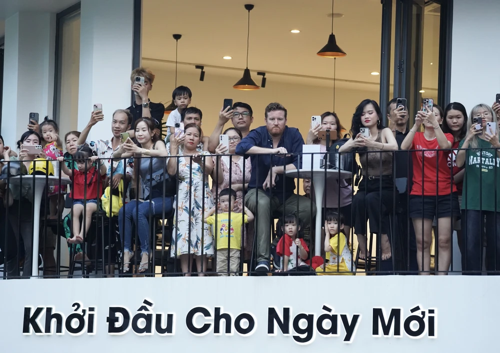 TP.HCM: Khoảng 1.500 diễn viên tham gia Lễ diễu hành Tết Nguyên Tiêu