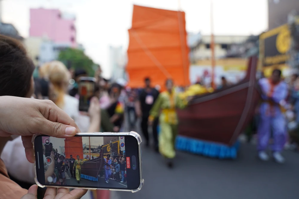 TP.HCM: Khoảng 1.500 diễn viên tham gia Lễ diễu hành Tết Nguyên Tiêu