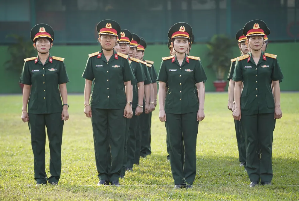 Cán bộ, chiến sĩ khối cơ quan Quân khu 7 ra quân huấn luyện năm 2025