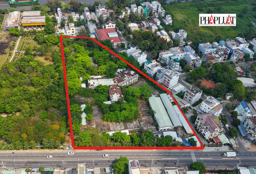 Nhà, đất Bệnh viện Bình Chánh (cũ) có diện tích 14.455,6 m2, với quy hoạch phần lớn diện tích đất nhóm nhà ở xây dựng mới thấp tầng. DJI_20250305100805_0008_D.jpg