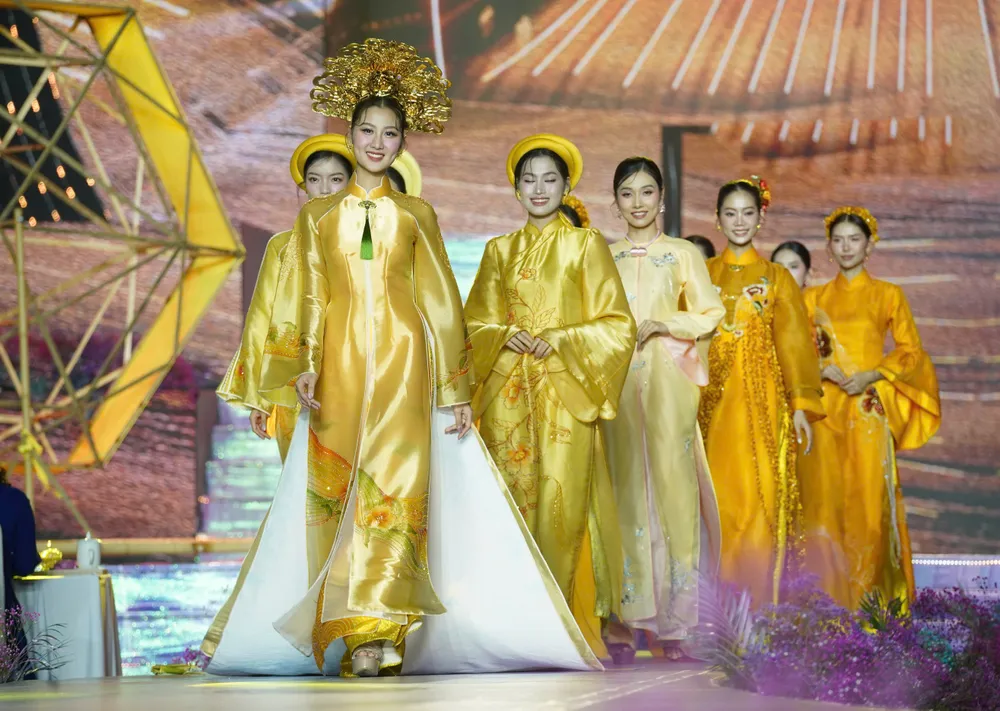 Le-hoi-ao-dai (2).jpg