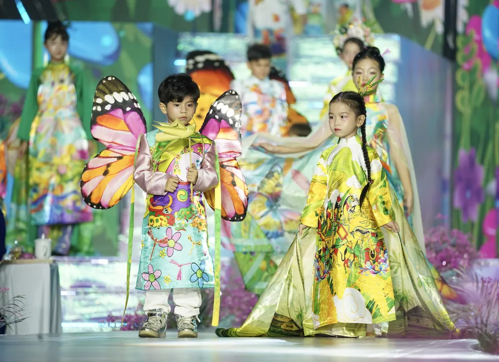 Le-hoi-ao-dai (3).JPG