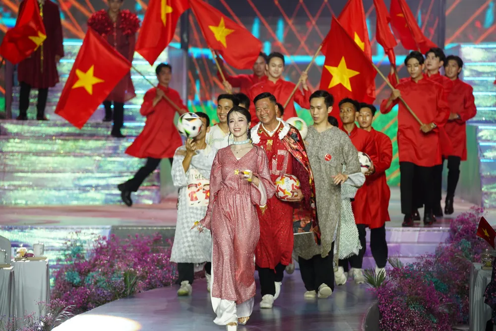 Le-hoi-ao-dai (4).JPG