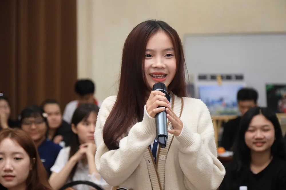 TP.HCM -SẮC MÀU MỚI MÙA 2 - NGUYỆT NHI (31).jpg