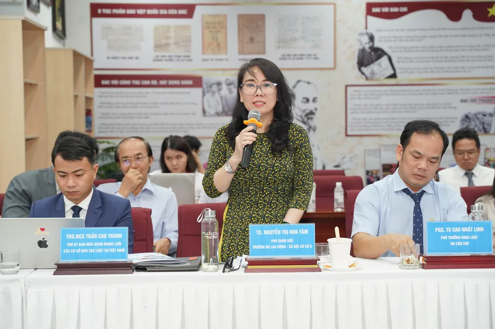 Tọa đàm - ĐT Luật ở Việt Nam hiện nay - Thuận Văn (22).jpg