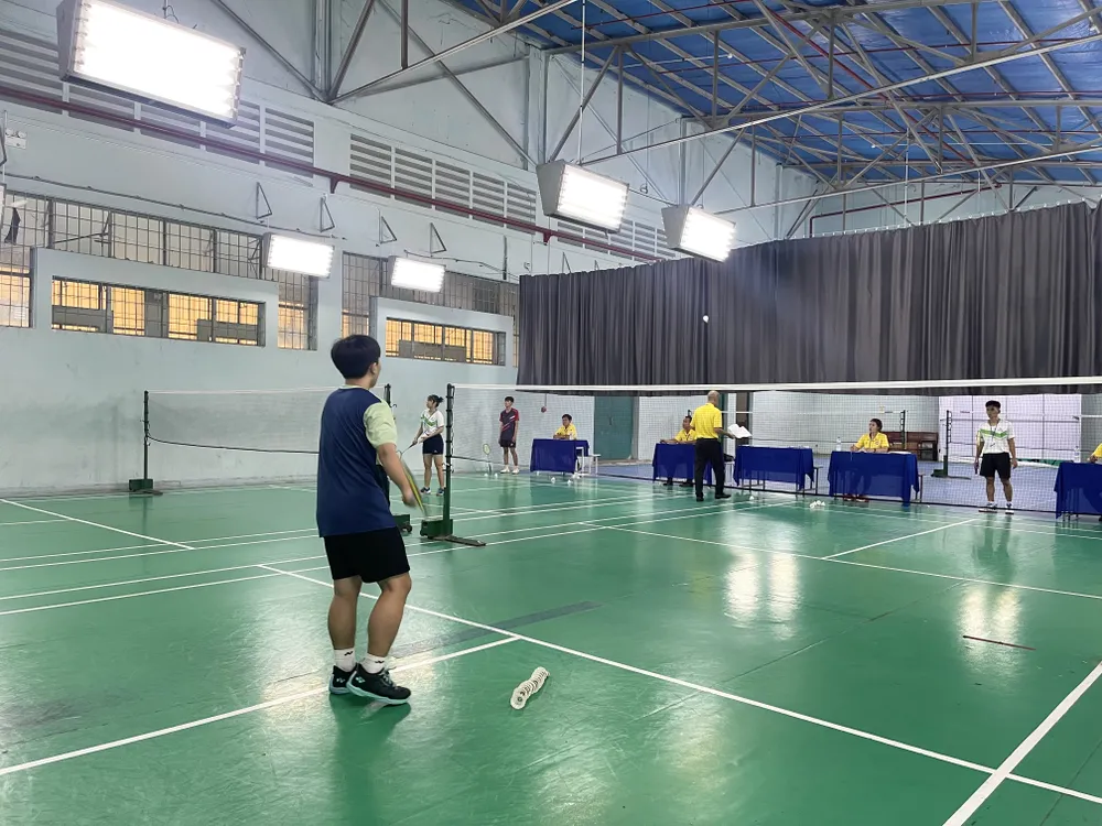 Các bạn thí sinh dự thi môn năng khiếu Cầu lông. Ảnh: TRẦN MINH IMG_8440.jpeg