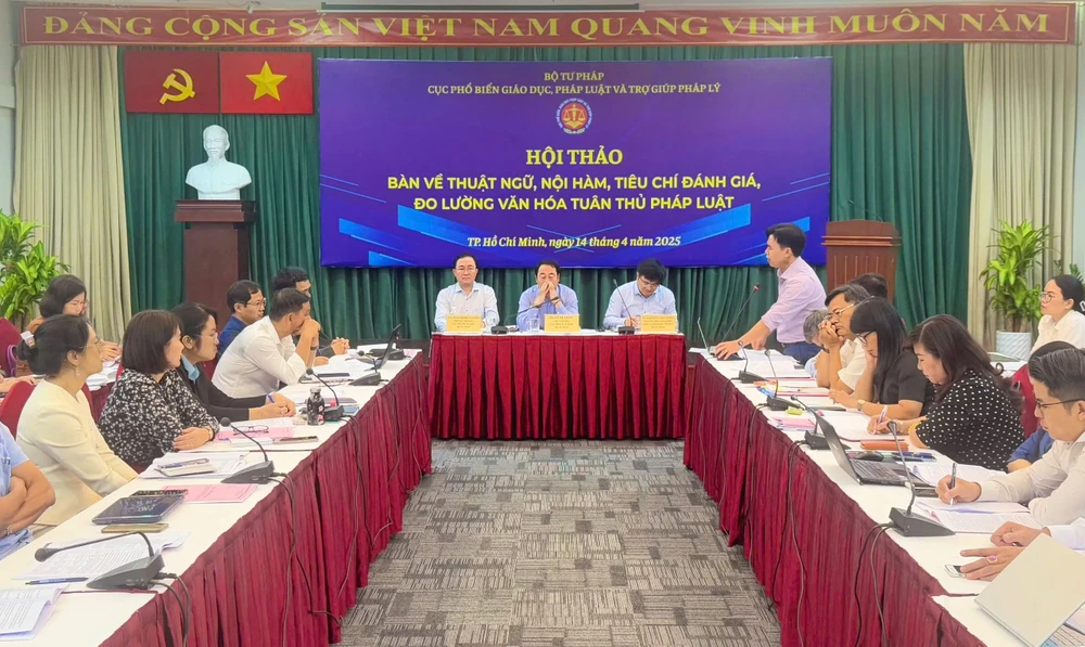 Quang cảnh buổi hội thảo. Ảnh: TRẦN MINH