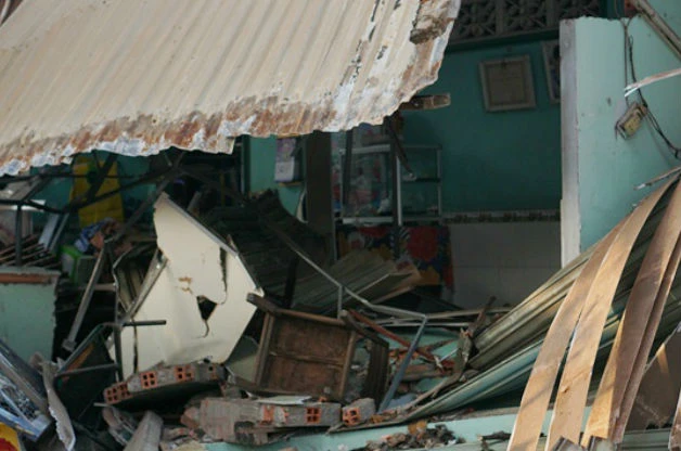 Ngủ trong nhà bị xe tải tông chết ảnh 2