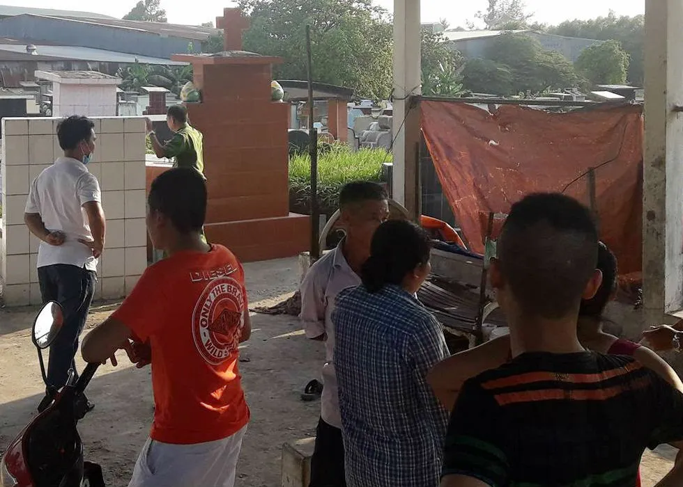 Xác người đàn ông ở nghĩa địa bị cắt bộ phận sinh dục ảnh 1 Xác người đàn ông ở nghĩa địa bị cắt bộ phận sinh dục ảnh 1