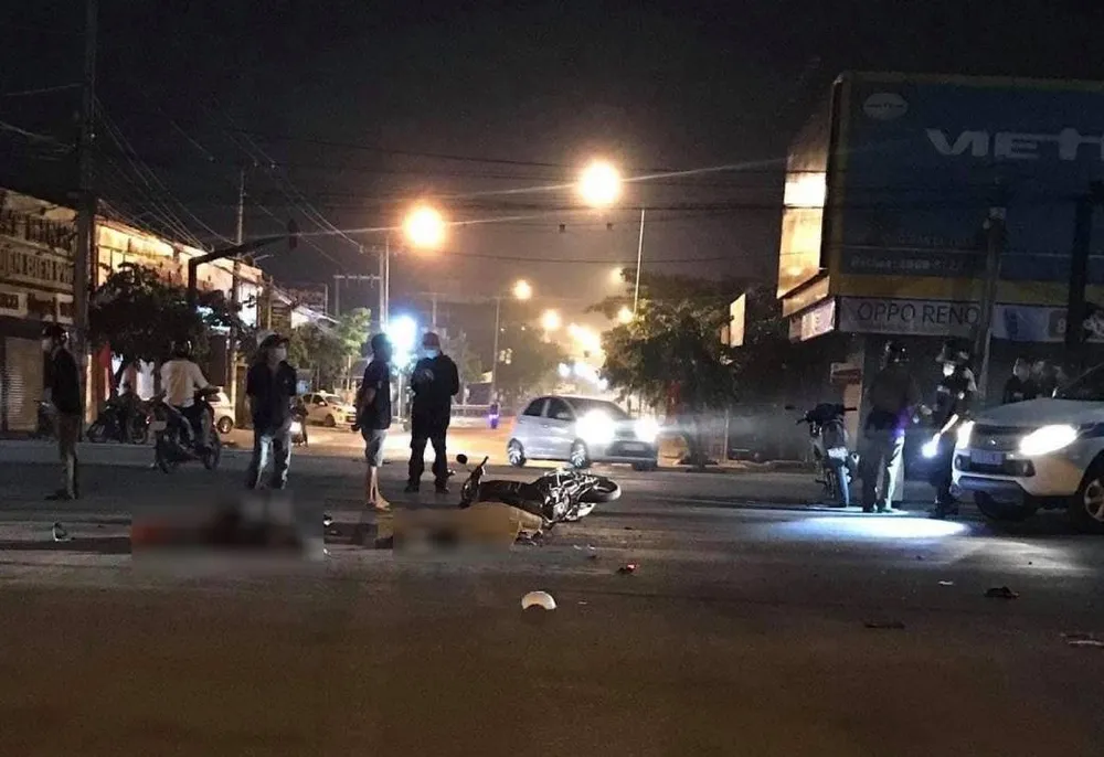 Truy tìm xe container cán chết 2 người trên Quốc lộ 51 ảnh 1 Truy tìm xe container cán chết 2 người trên Quốc lộ 51 ảnh 1