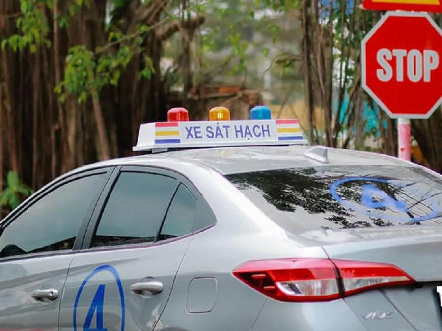 Chủ tịch UBND tỉnh Đồng Nai giao Sở GTVT, Công an tỉnh và các đơn vị liên quan phối hợp chặt chẽ để thực hiện kế hoạch về tăng cường đảm bảo an toàn giao thông. Ảnh: VH