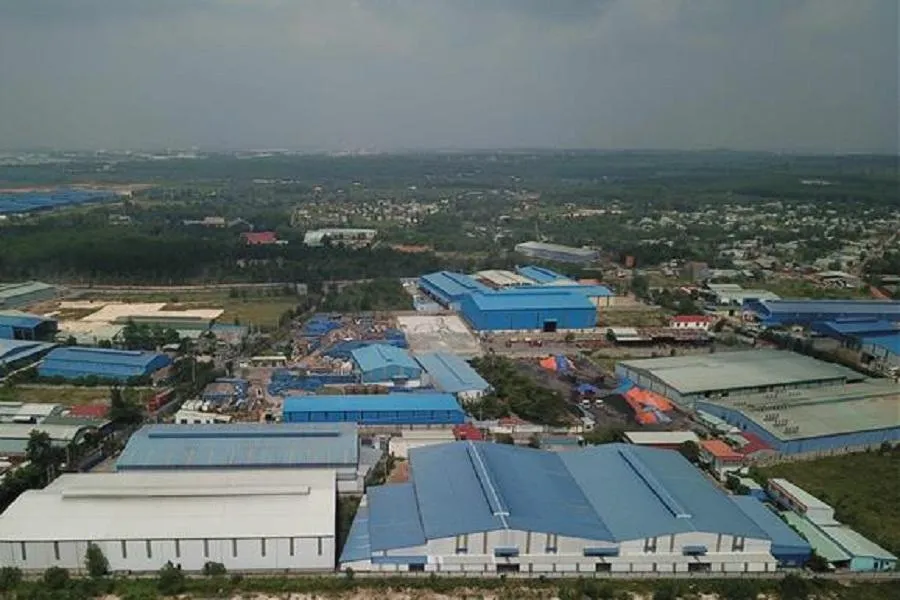 Một góc cụm công nghiệp Phước Tân xây dựng trái phép. Ảnh: AX