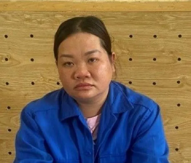 Bị can Bùi Thị Ngọc Yến tại cơ quan công an. Ảnh: CAĐN.