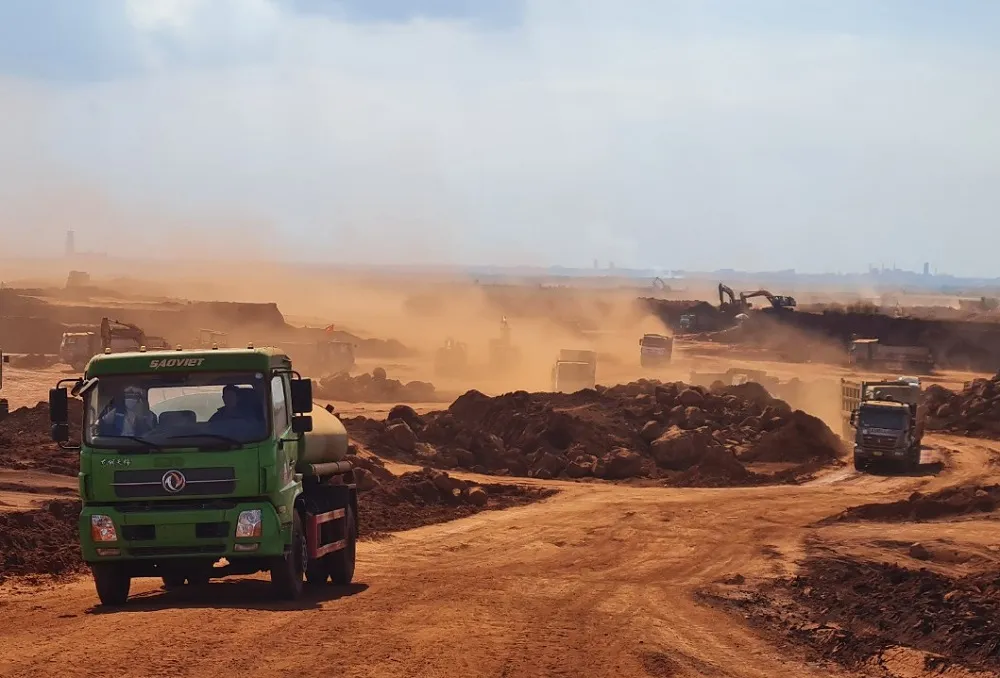 Khu vực xây dựng Sân bay Long Thành phát hiện ô nhiễm bụi vượt quy chuẩn. Ảnh: VH.