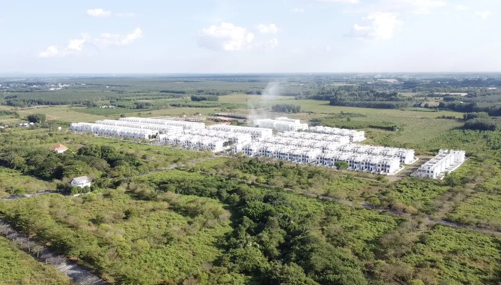 Hơn 20 cá nhân của các sở, ngành, phòng ban và lãnh đạo địa phương liên quan đến sai phạm trong thời kỳ Công ty LDG thực hiện dự án. Hơn 20 cá nhân của các sở, ngành, phòng ban và lãnh đạo địa phương liên quan đến sai phạm trong thời kỳ Công ty LDG thực hiện dự án.