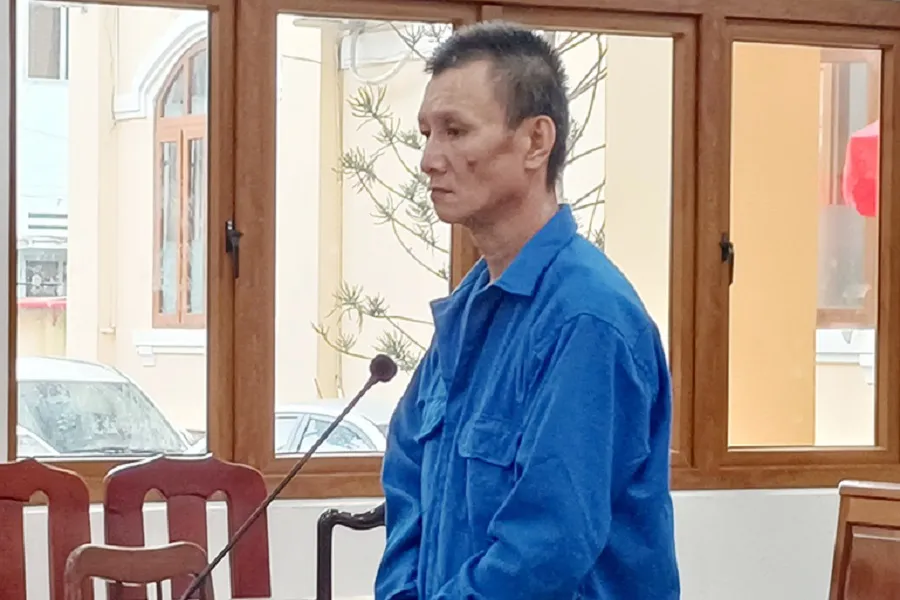 Bị cáo Tùng tại tòa. Ảnh: PH