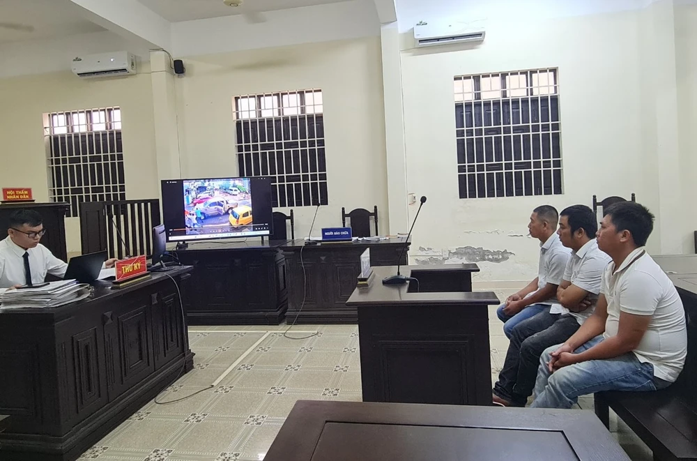 xét - xử- gây - rối.jpg