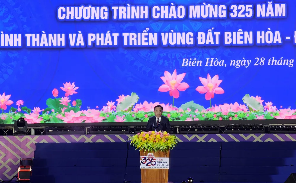 Quyền Chủ tịch UBND tỉnh Võ Tấn Đức phát biểu tại buổi lễ kỷ niệm 325 Biên Hoà, Đồng Nai