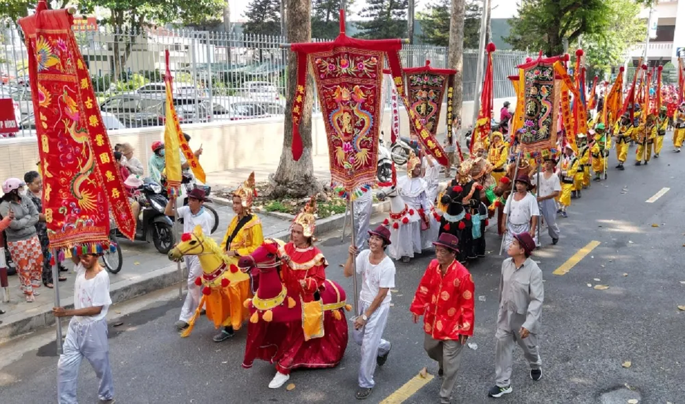 lễ nghinh thần 11.jpg