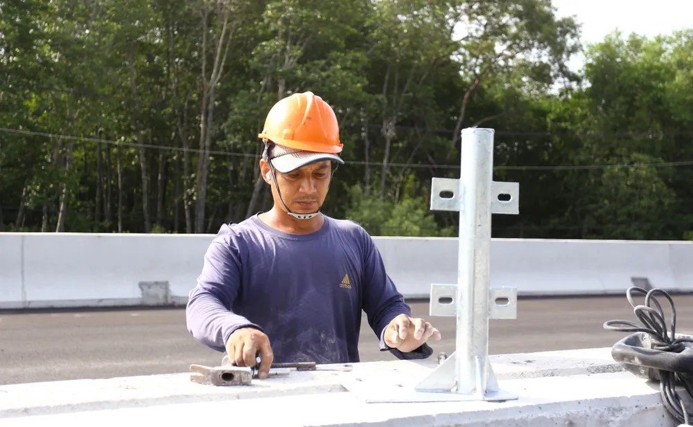 đường cao tốc 6.jpg