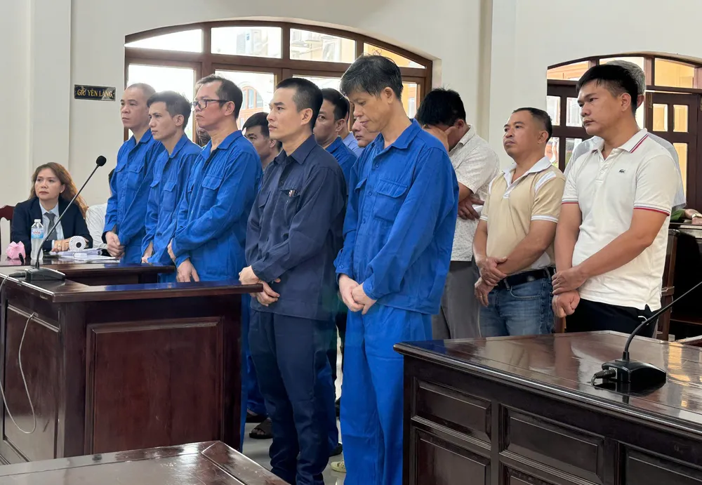 Trung tâm đăng kiểm...jpg