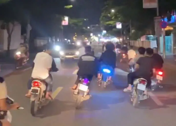 mạng xã hội.jpg