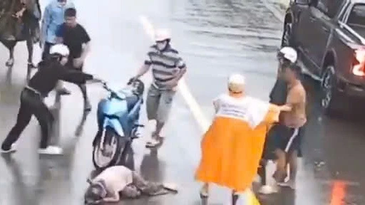 cô gái trẻ 1.jpg