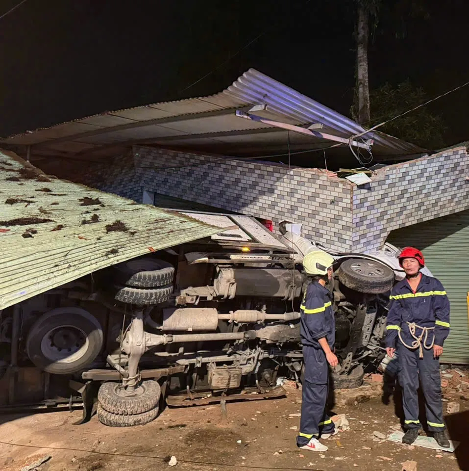 mắc kẹt trong cabin