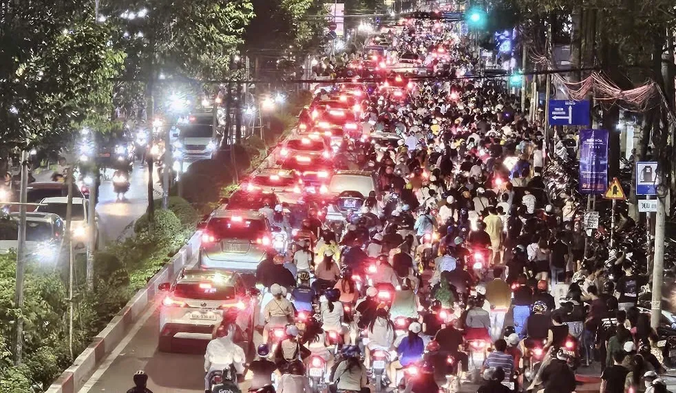 chào năm mới 1.jpg