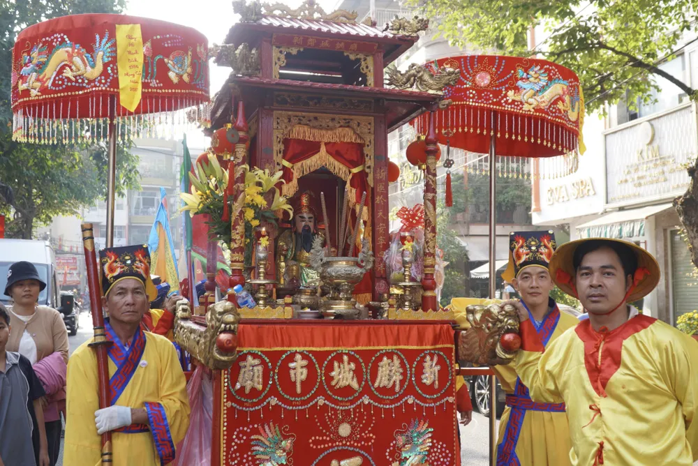 lễ hội chùa ông 17.jpg