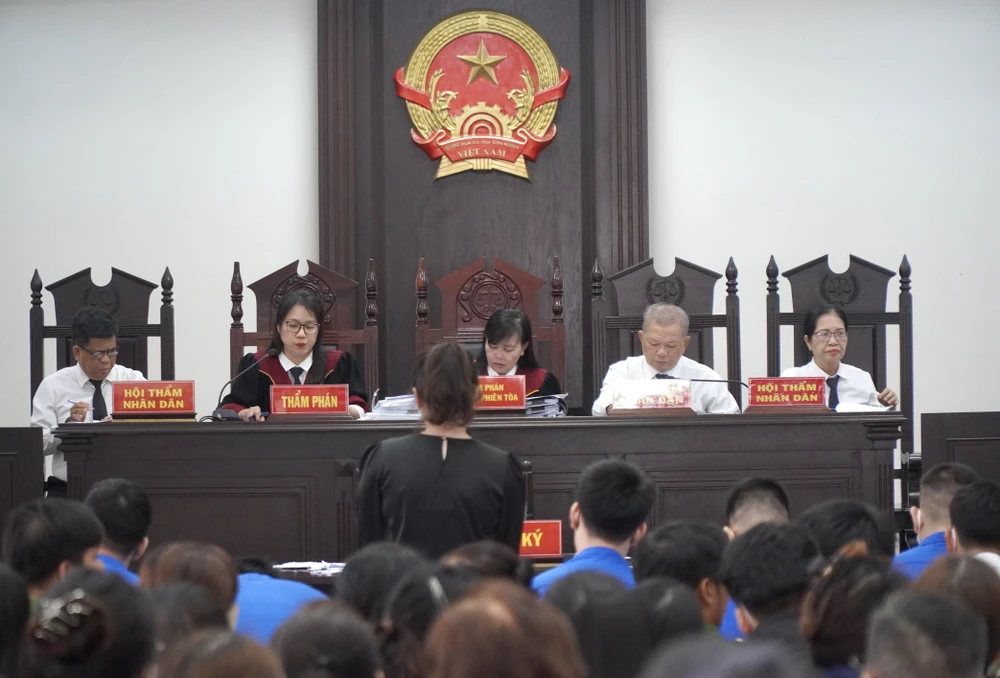 Lừa bán đất 2.jpg