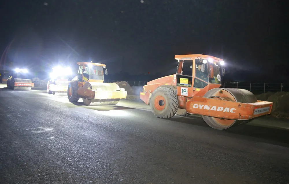 cao tốc Biên Hòa 13.jpg