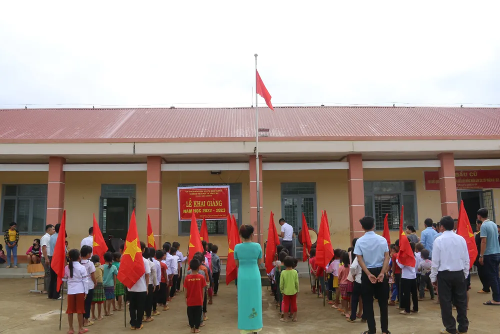 Toàn cảnh buổi lễ khai giảng. Ảnh: AX