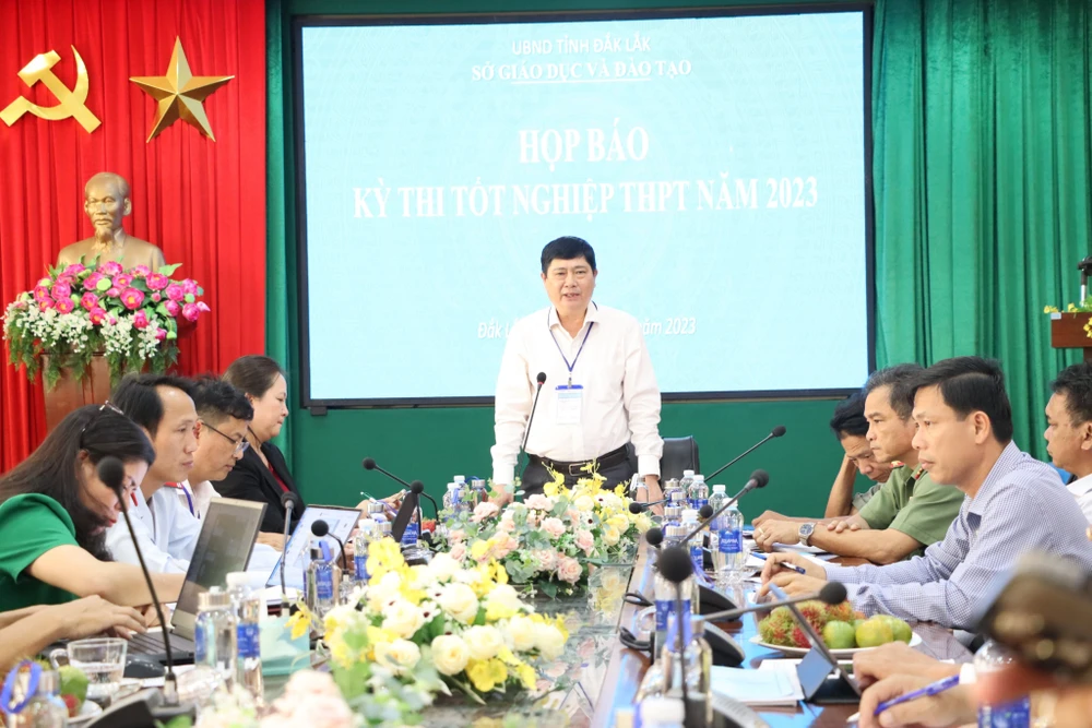 Ông Phạm Đăng Khoa thông tin tại buổi lễ họp báo. Ảnh: TD