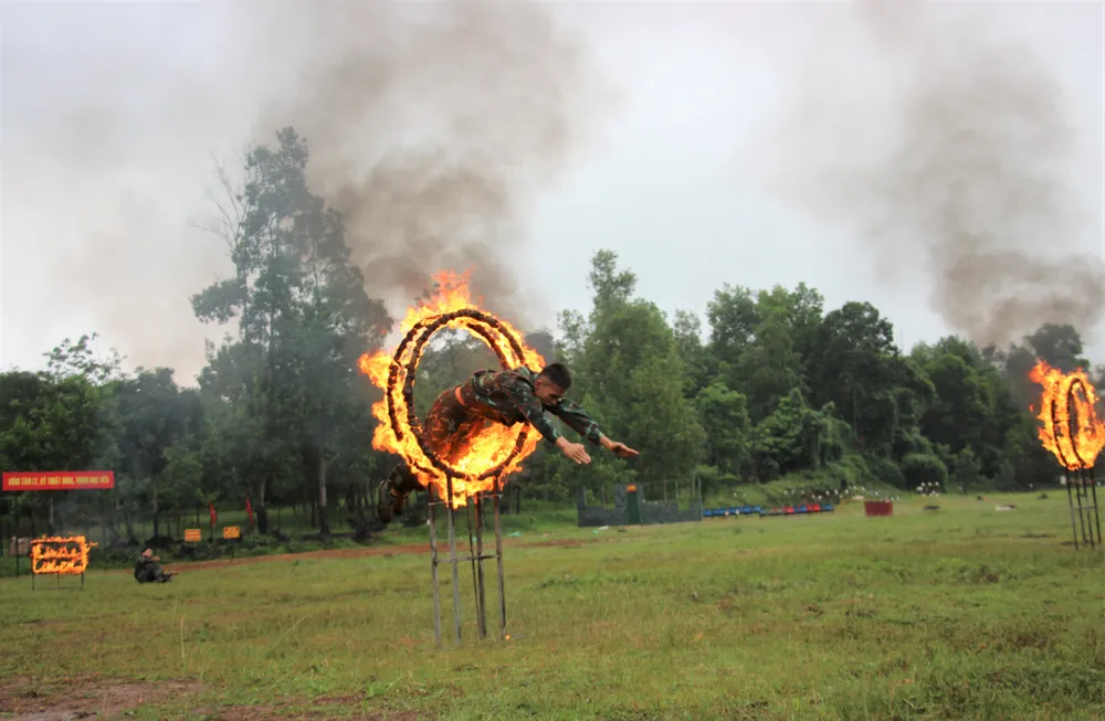 Hình ảnh chiến sĩ Lữ đoàn đặc công bộ 198 tại thao trường. Ảnh: QA