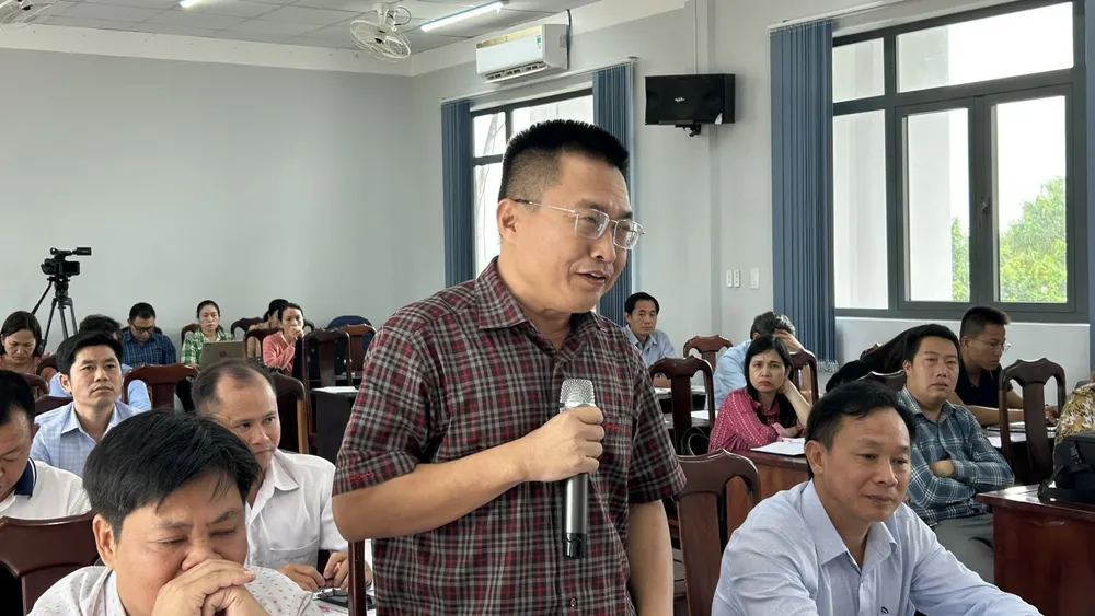 Ông Lê Quang Dần thông tin tại hội nghị. Ảnh: VŨ LONG Ông Lê Quang Dần thông tin tại hội nghị. Ảnh: VŨ LONG