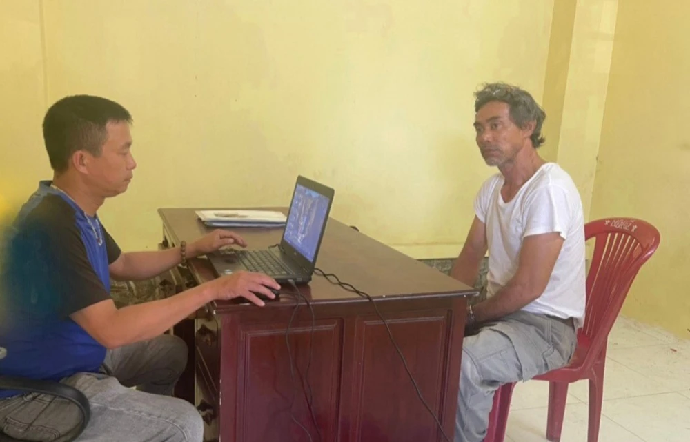 Võ Tấn Thanh Sơn tại cơ quan công an. Ảnh: CACC