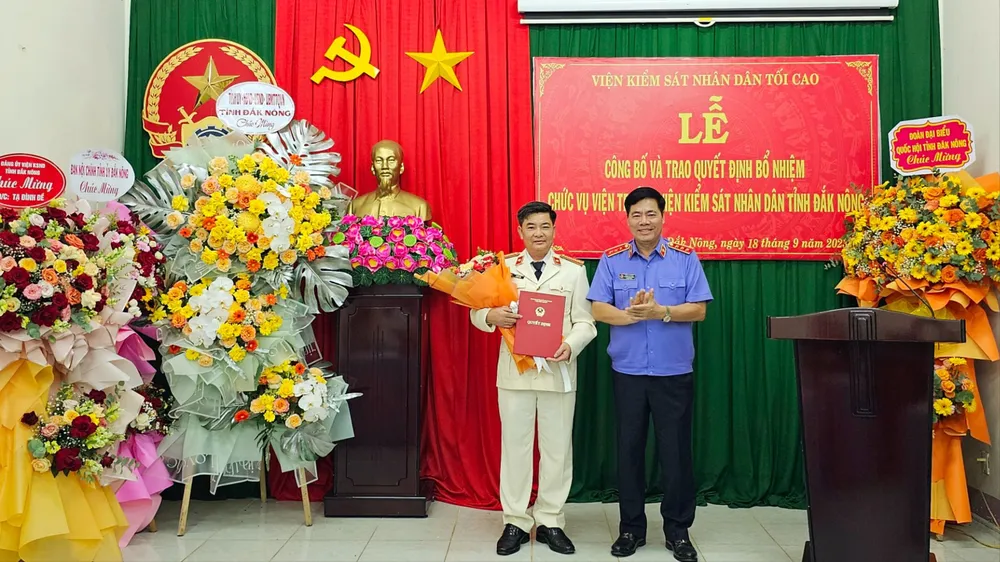 Tân viện trưởng VKSND tỉnh Đắk Nông Tạ Đình Đề. Ảnh: XC vien-truong1.jpg