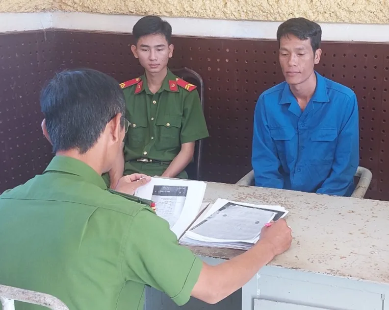 cho vay nặng lãi.jpg