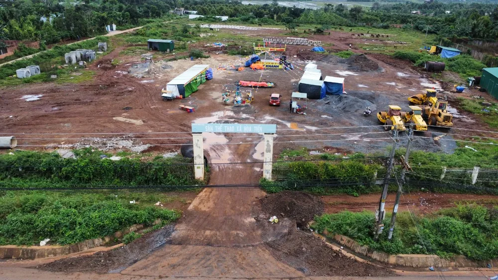 sân vận động.jpg