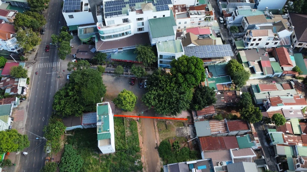 Khu vực giao 6 thửa đất ở khu dân cư 47 Lý Tự Trọng. Ảnh: NGUYÊN VŨ. Đắk lắk.jpg