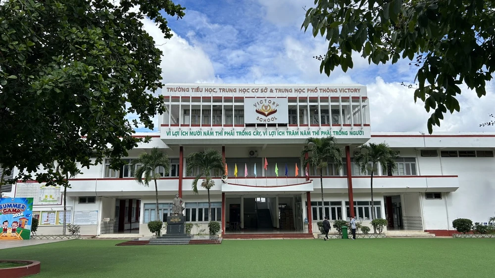 Trường tiểu học-, THCS, THPT Victory. Ảnh: VŨ LONG tiền thuê đất.jpg