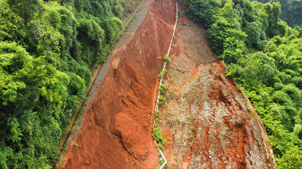 đường giao thông.jpg