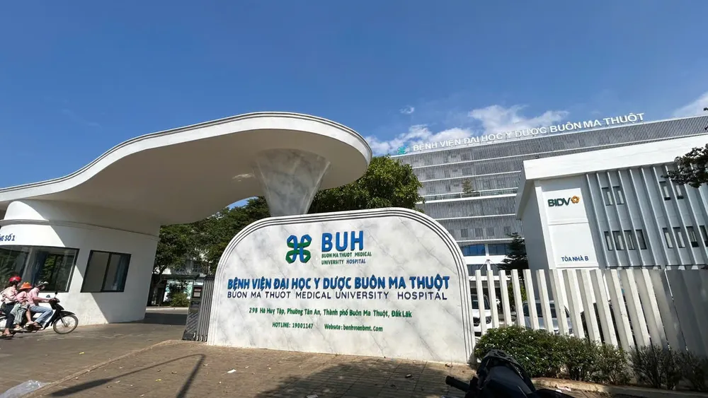 Bệnh viện Đại học Y Dược Buôn Ma Thuột. Ảnh: VŨ LONG thay van động mạch chủ.jpg