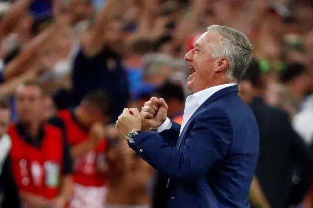 Ngôi vô địch châu Âu trong vai trò HLV đang chờ Deschamps