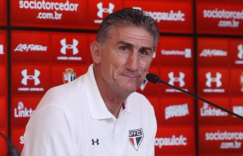 HLV Edgardo Bauza từng hai lần lên ngôi Copa Libertadores