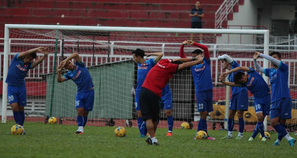 10 giờ sáng mai, tuyển Việt Nam sang Indonesia ảnh 2