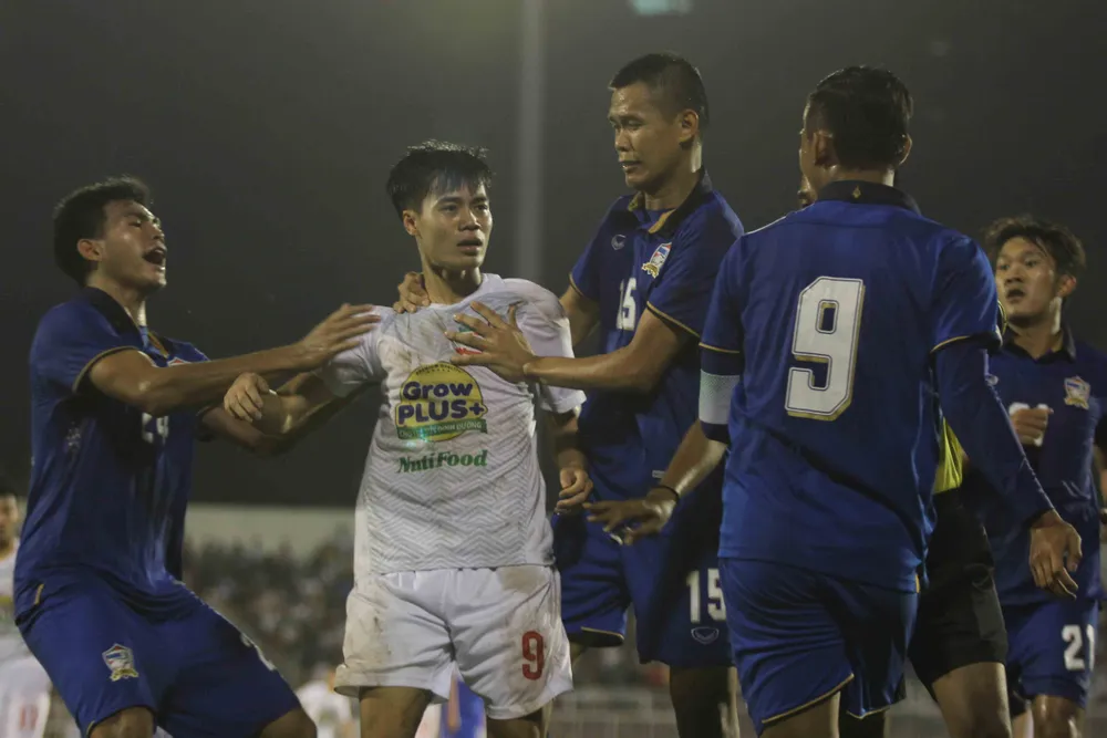 Công Phượng, Văn Toàn nhạt nhòa, U-21 HAGL bại trận ảnh 5 Công Phượng, Văn Toàn nhạt nhòa, U-21 HAGL bại trận ảnh 5